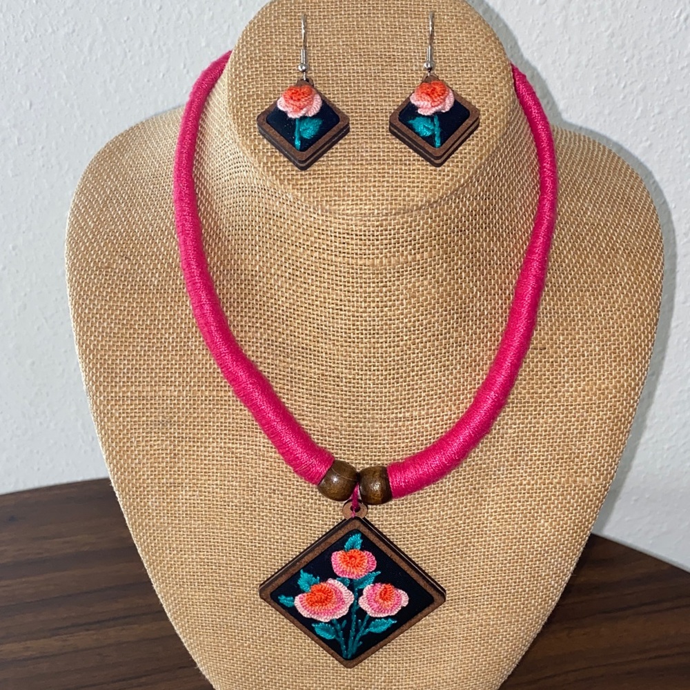 Handcrafted Floral Pendant Necklace and Earring Set - Picture 9 of 14